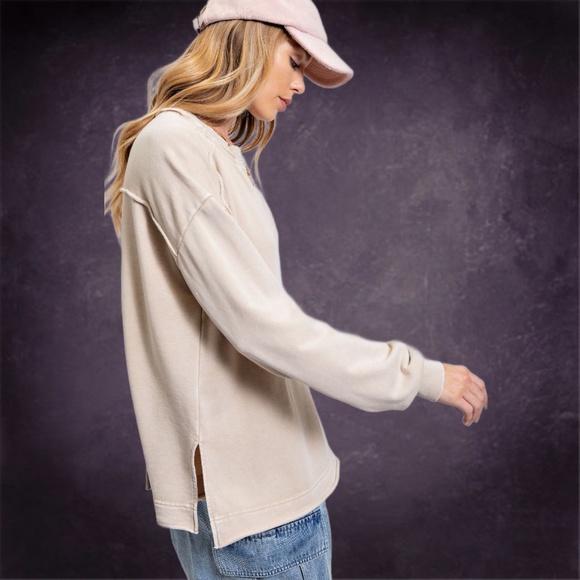 EASEL "All Good Things" Loose & Soft Mineral Washed Top V-Neck Side & Back Slits - Picture 2 of 13